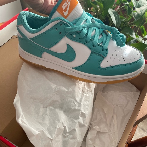 Nike Dunk Low - Picture 1 of 4